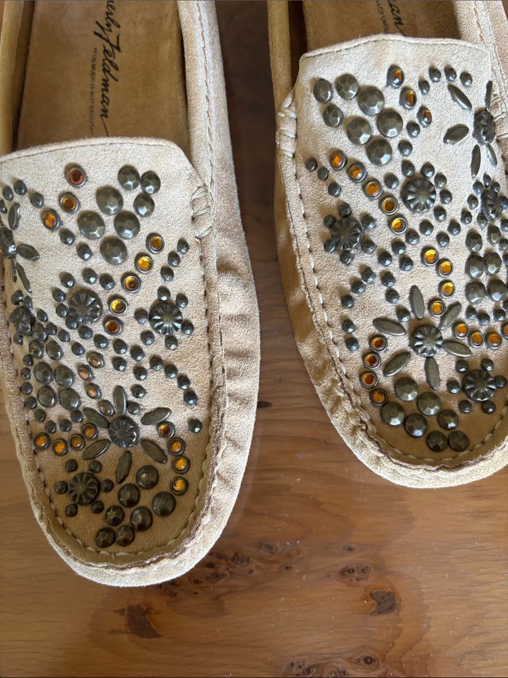 Beverly ‎ Feldman Embellished Women's Suede Loafers in Beige Studded Size 7